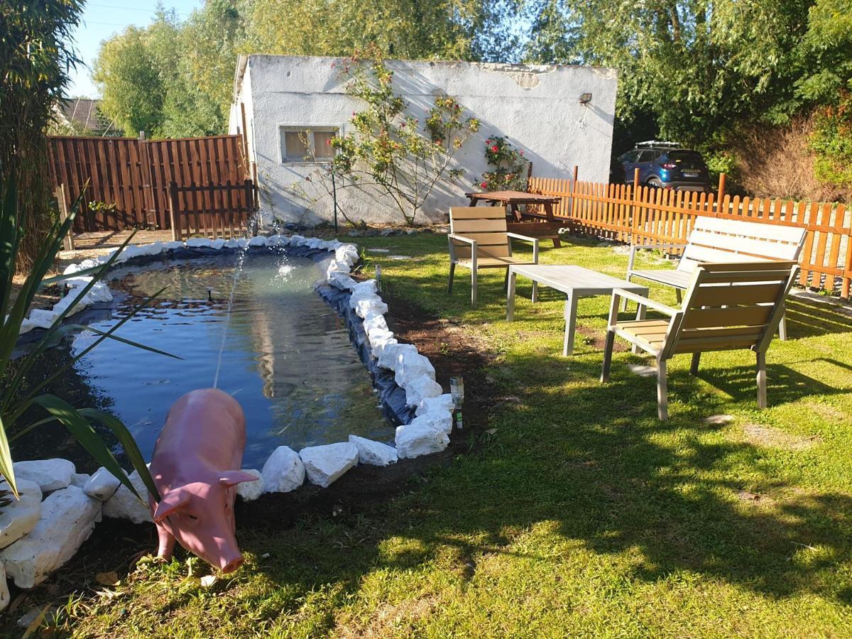 Les Garennes Bed and Breakfast Favières Buitenkant foto